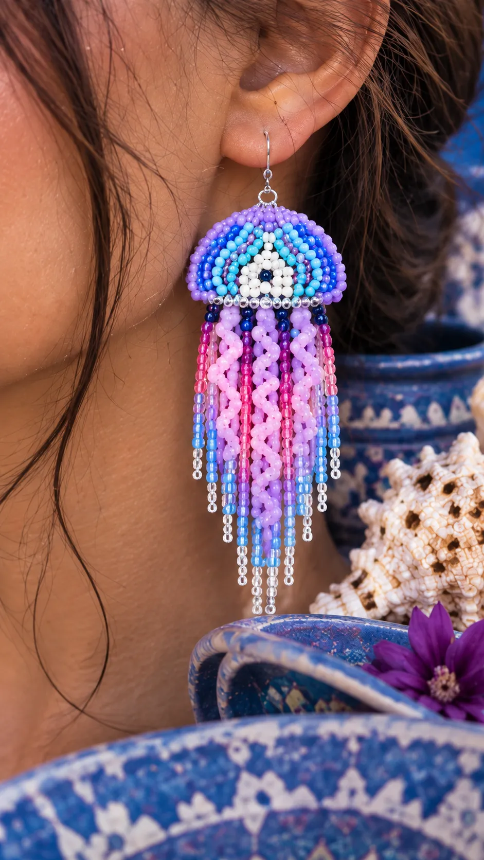 Medusa del Mar – Aretes de Medusa con Cuentas y Flecos Largos, Tejidos a Mano - Image 7