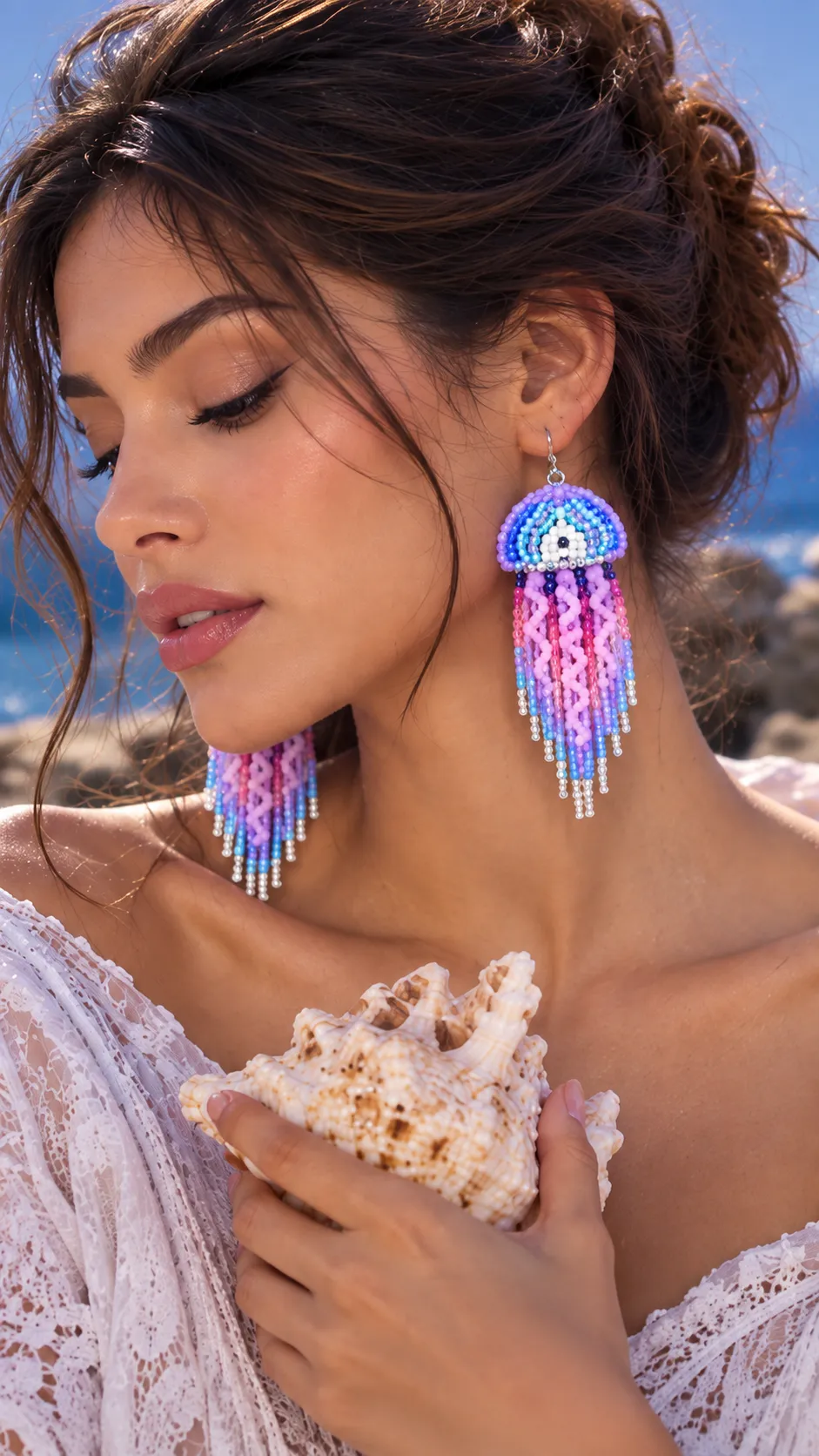 Medusa del Mar – Aretes de Medusa con Cuentas y Flecos Largos, Tejidos a Mano - Image 3