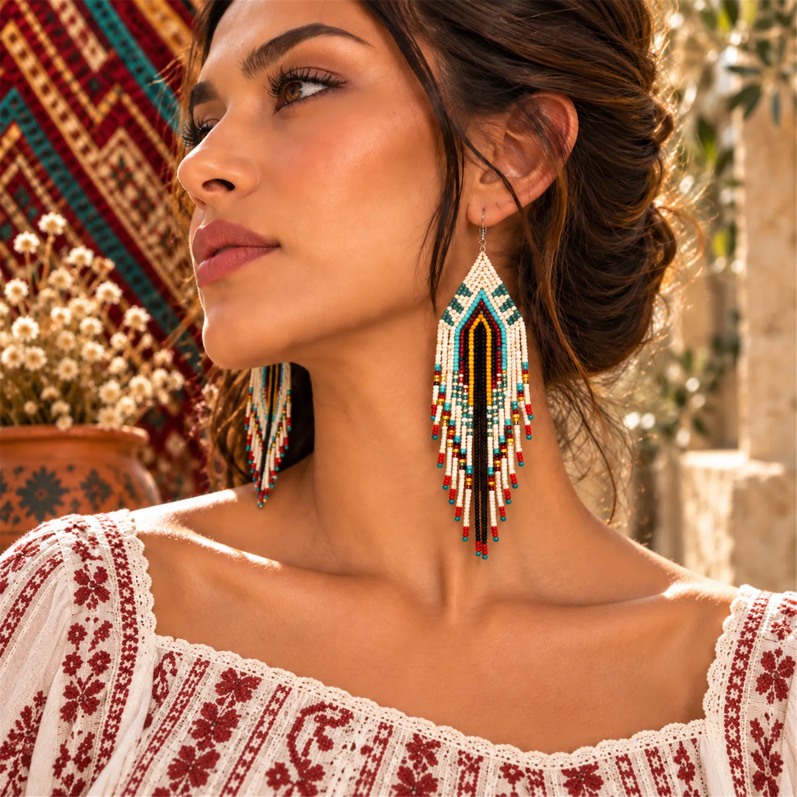 Alma Nómada – Aretes Largos de Cuentas con Flecos Tejidos a Mano, Estilo Bohemio Vintage