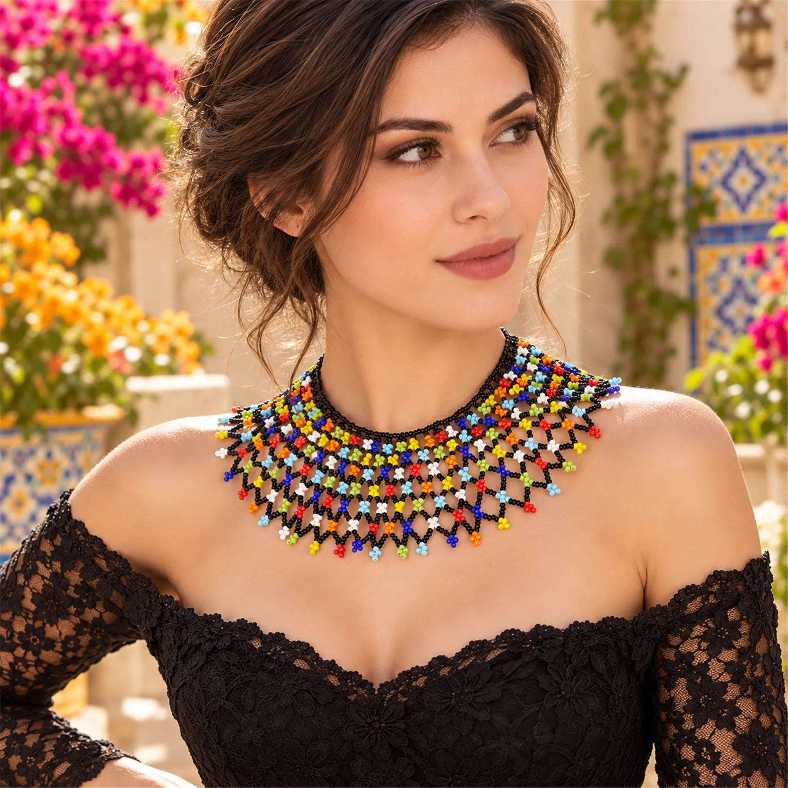 Alegría de Colores – Collar Multicolor de Cuentas con Diseño Calado, Tejido a Mano, Estilo Bohemio - Image 4