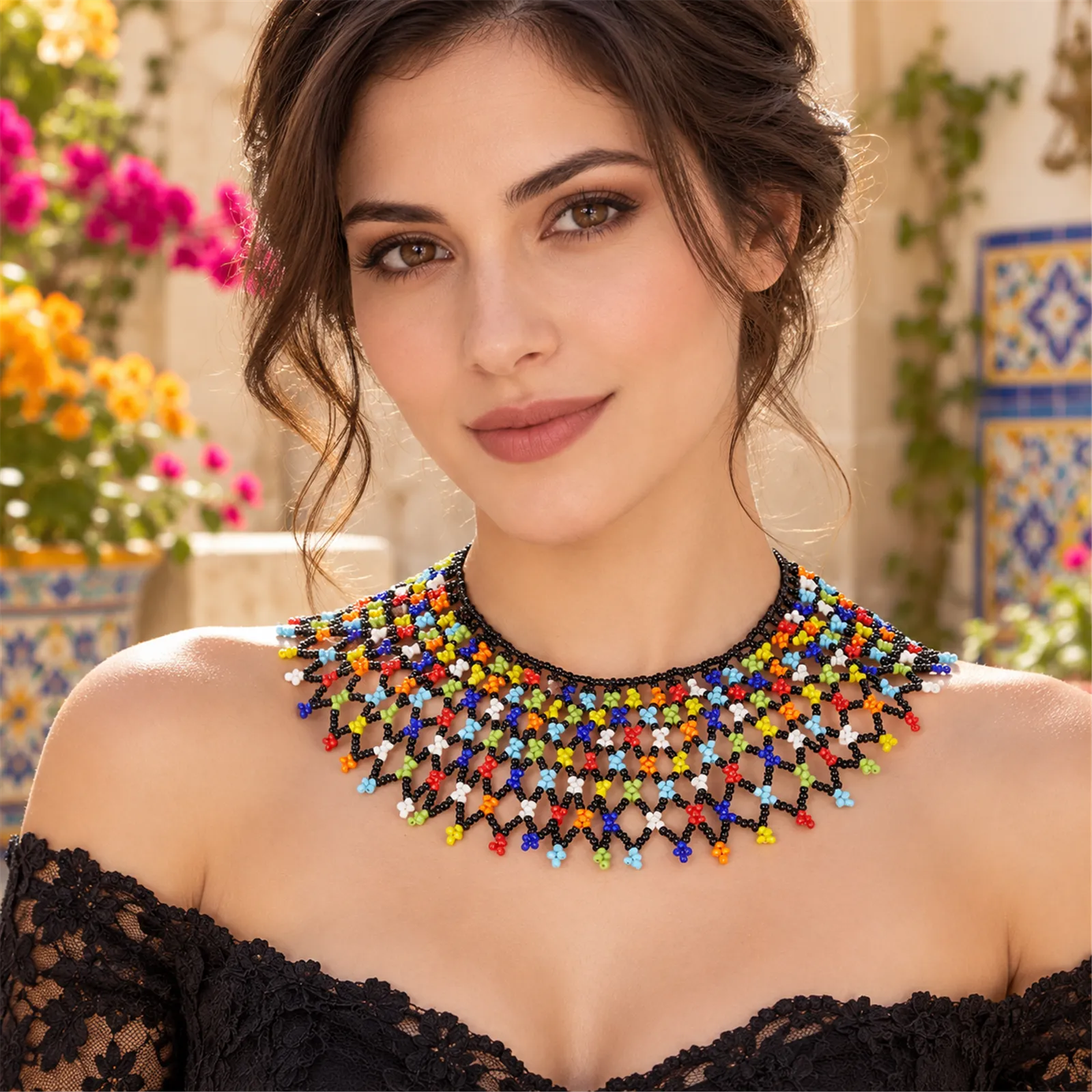 Alegría de Colores – Collar Multicolor de Cuentas con Diseño Calado, Tejido a Mano, Estilo Bohemio - Image 2