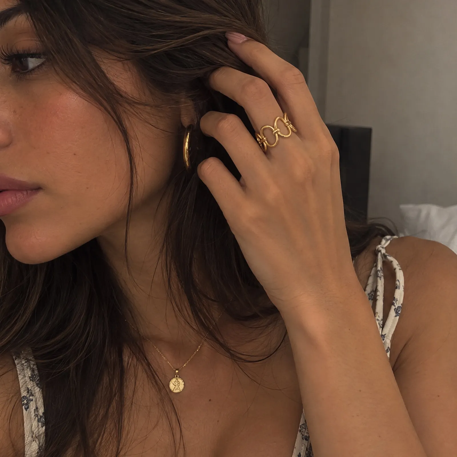 Anillos Dorados para Mujer – Anillos Chunky de Estilo Retro, Diseños Artísticos y Originales para un Look Chic y Atrevido - Image 30