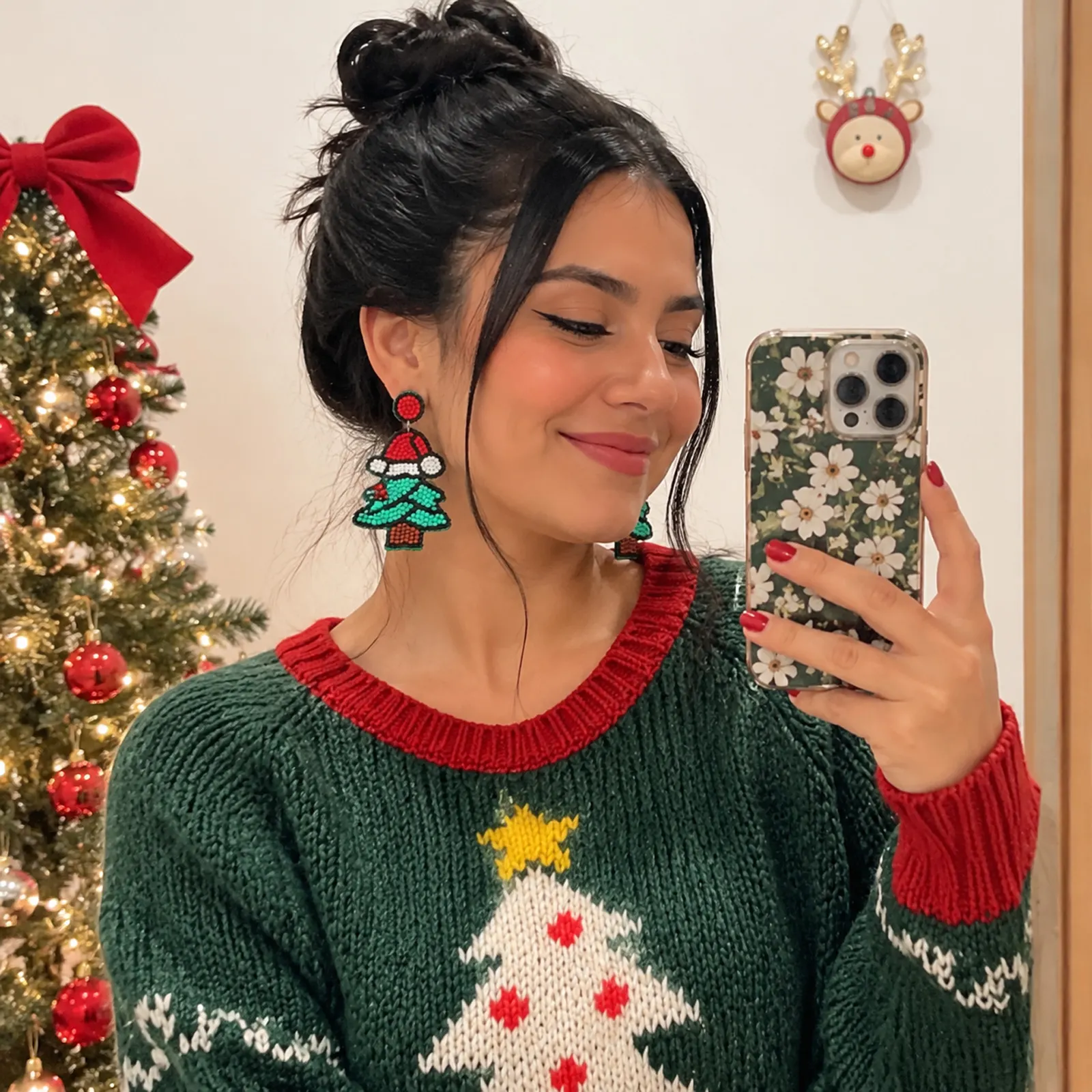 Navidad Mágica – Aretes de Cuentas con Diseños Navideños, Accesorios Festivos y Originales para Mujer - Image 4